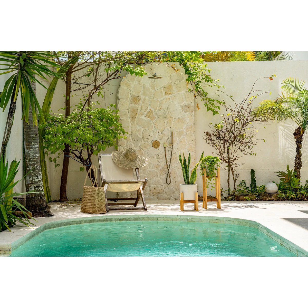 Artisan Crafted Luxury Chalk Low Design in Natural Materials