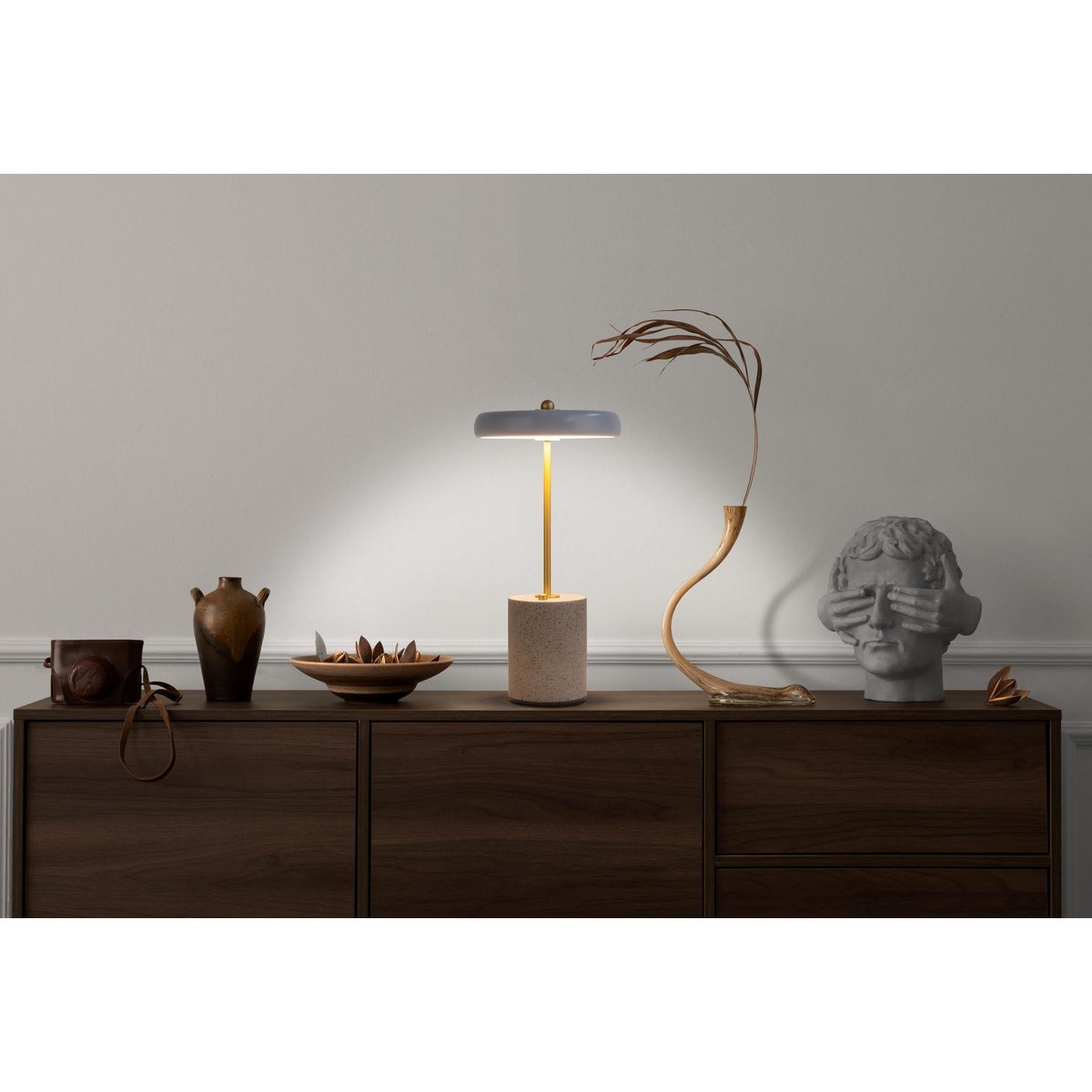 Handcrafted Luxury Table Lamp SETA - Timeless Artisan Design