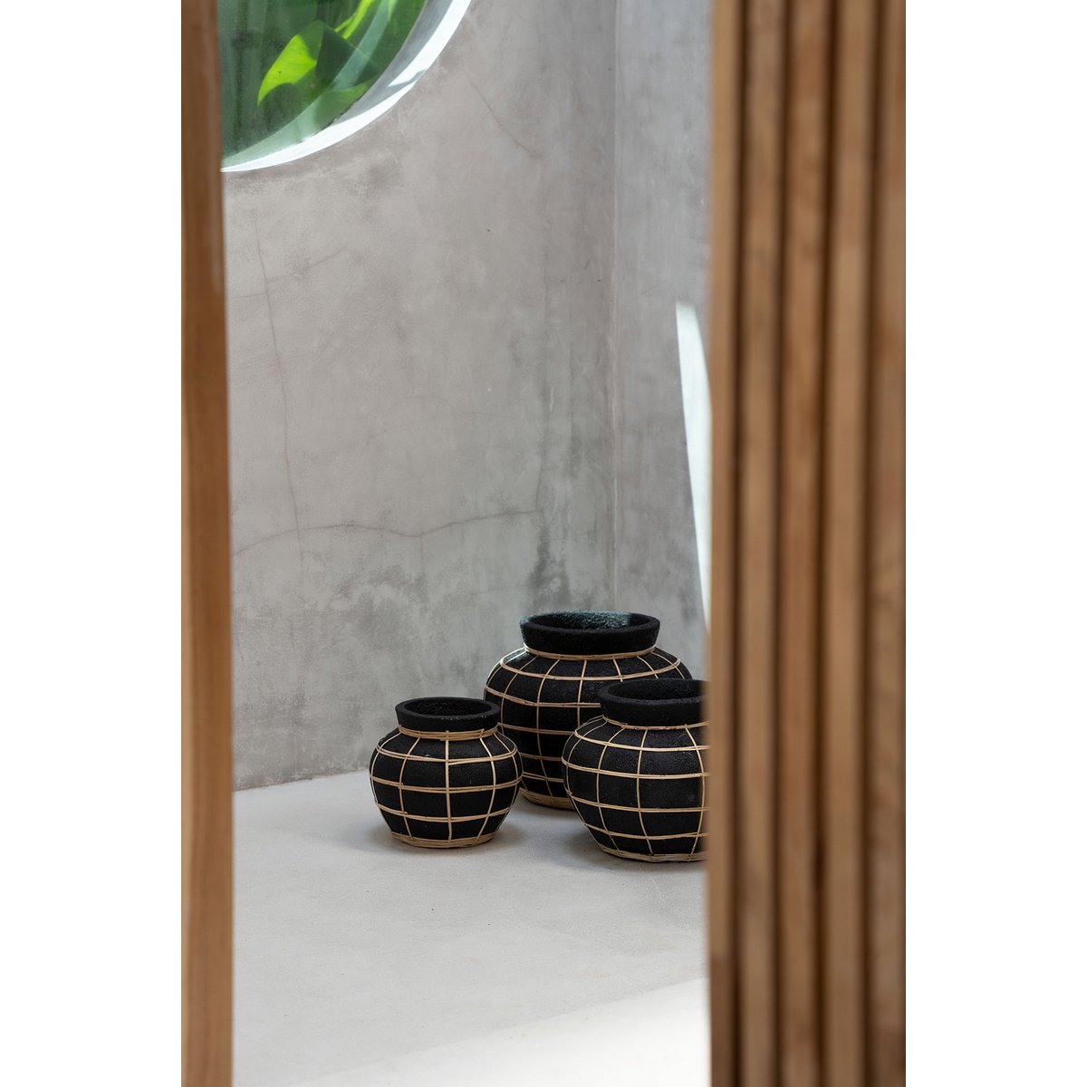 Luxury Handmade Belly Vase in Timeless Black Natural Design