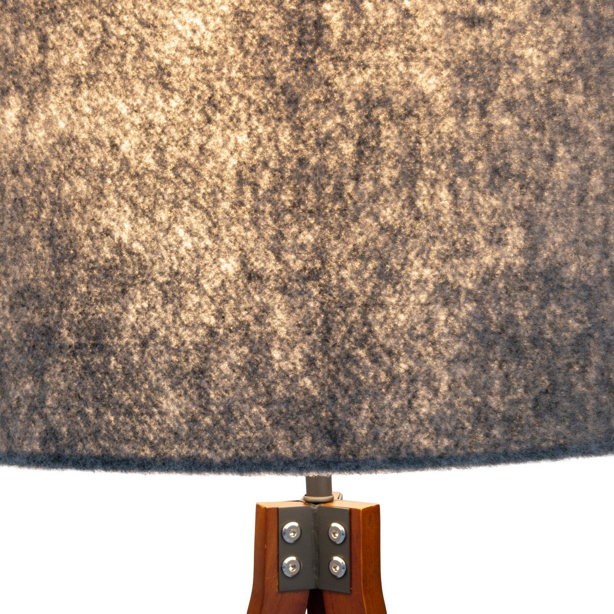 Handmade Luxury Standing Lamp in Natural Materials - Timeless Design
