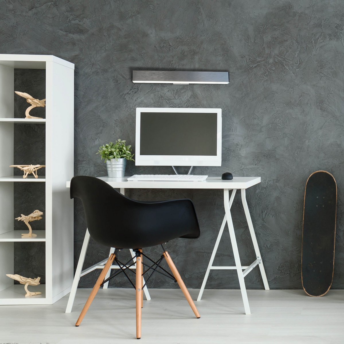 Timeless Luxury LED Wall Lamp - Artisan Crafted Design, 45cm