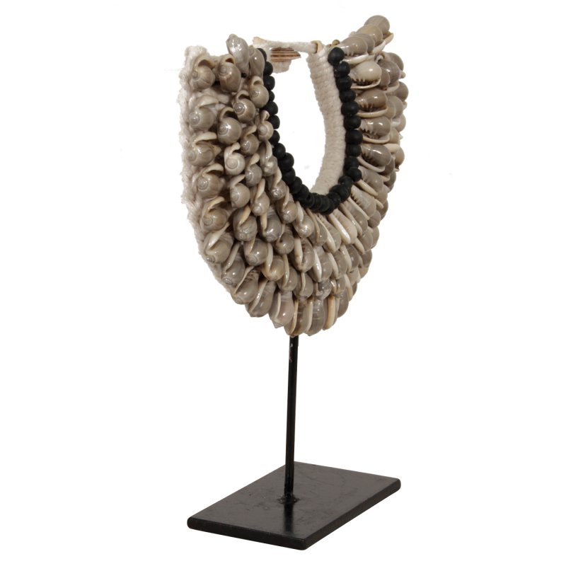 Timeless Handmade G9 Small Shell Necklace in Luxury Design