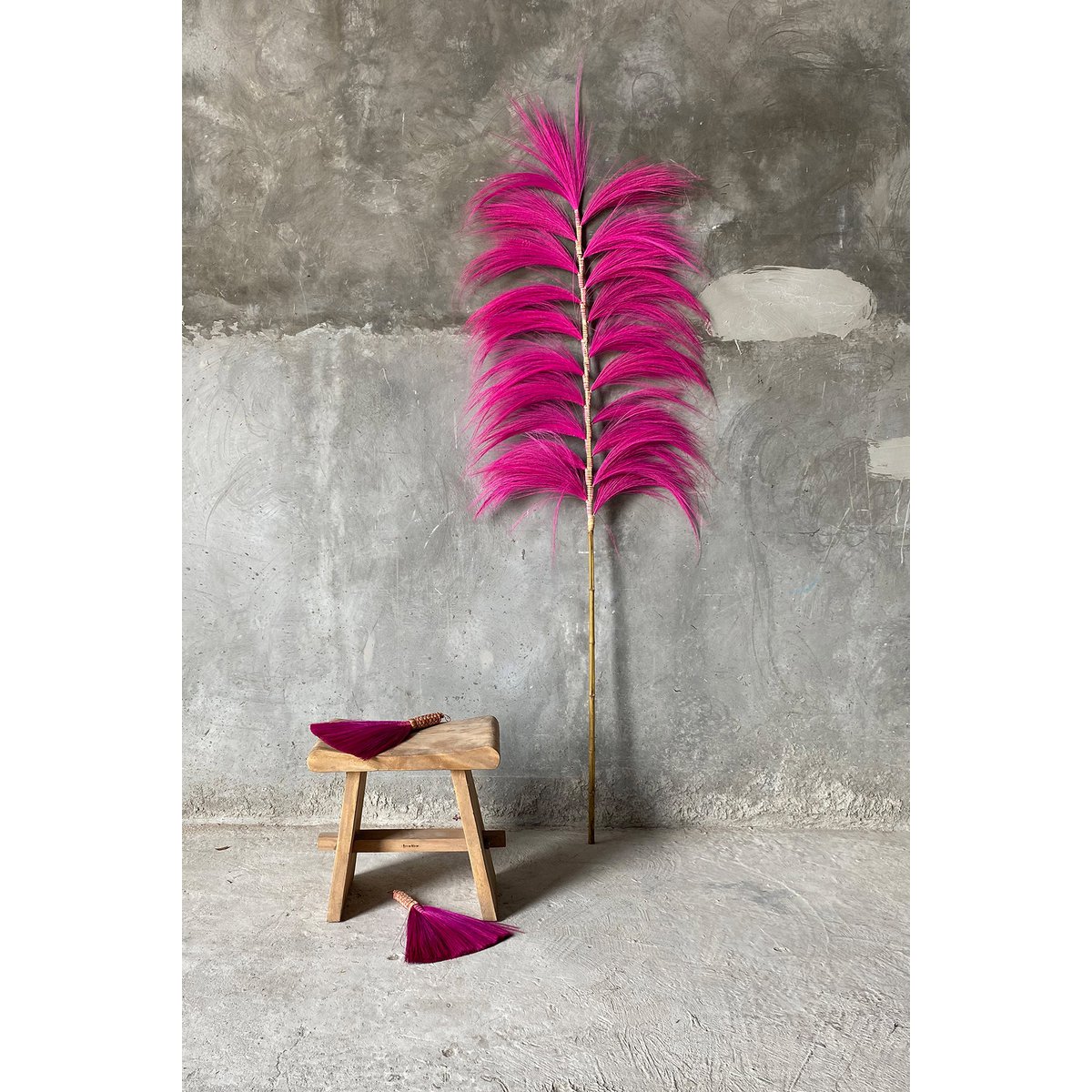 Suar wooden bench stool