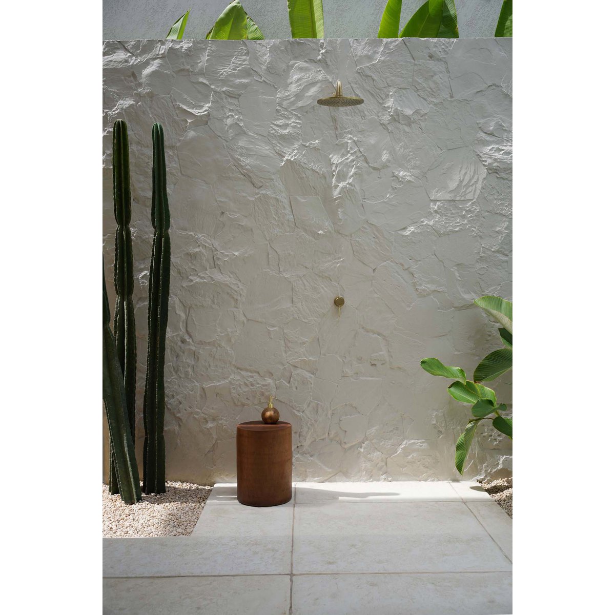 Mungurr wood stool – small